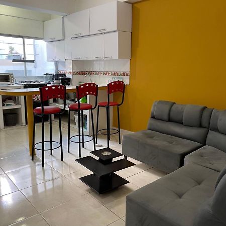 Apartamento Cerca A La Candelaria Y Hospitales Principales De Bogota Buitenkant foto