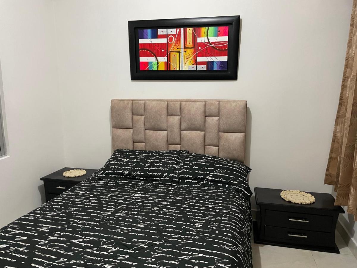 Apartamento Cerca A La Candelaria Y Hospitales Principales De Bogota Buitenkant foto